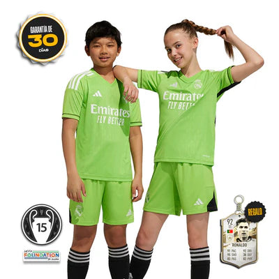 Conjunto Niños Real Madrid Portero 2023/24 + 5 REGALOS 🎁